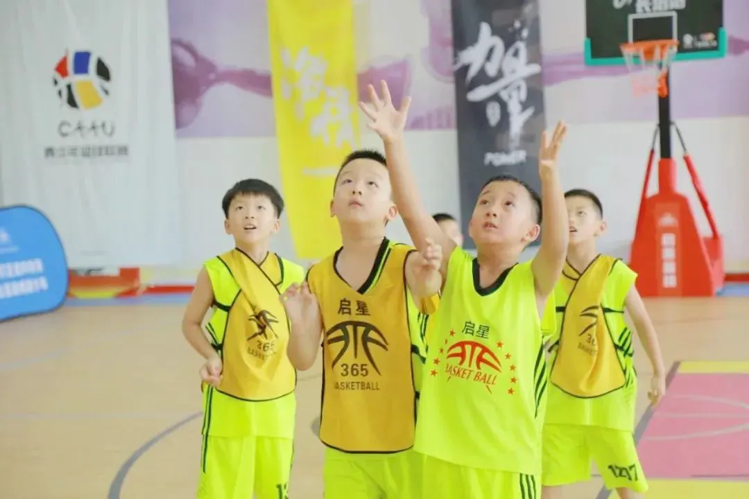如何通过模拟比赛环境提升投篮表现_2